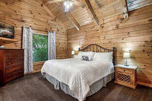 1 slaapkamer, een strijkplank/strijkijzer, wifi (toeslag), beddengoed