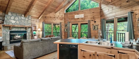 TV connectée, cheminée