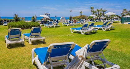 Cubo's Penthouse Cabopino Port Marbella +Parking / wifi / sea views / parking included