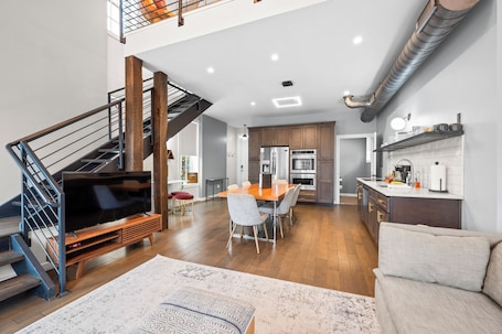 Unit 4 Boho Loft | Living area | 40-inch Smart TV with digital channels, TV, Netflix