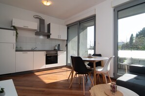 Dining - Apartments Nikolina - One Bedroom Apartment (Split)