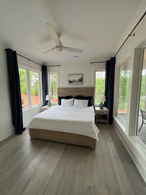 6 bedrooms, travel cot, free WiFi, bed sheets