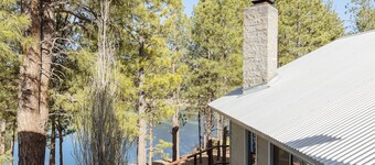 Modern Greer Lake House with Hot Tub