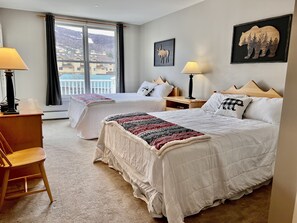 2 habitaciones, tabla de planchar con plancha y wifi gratis 