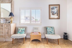 Interior - AZ Sun Palm Retreat w/optional Private Heated Pool (Surprise)