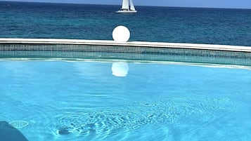 Piscina externa
