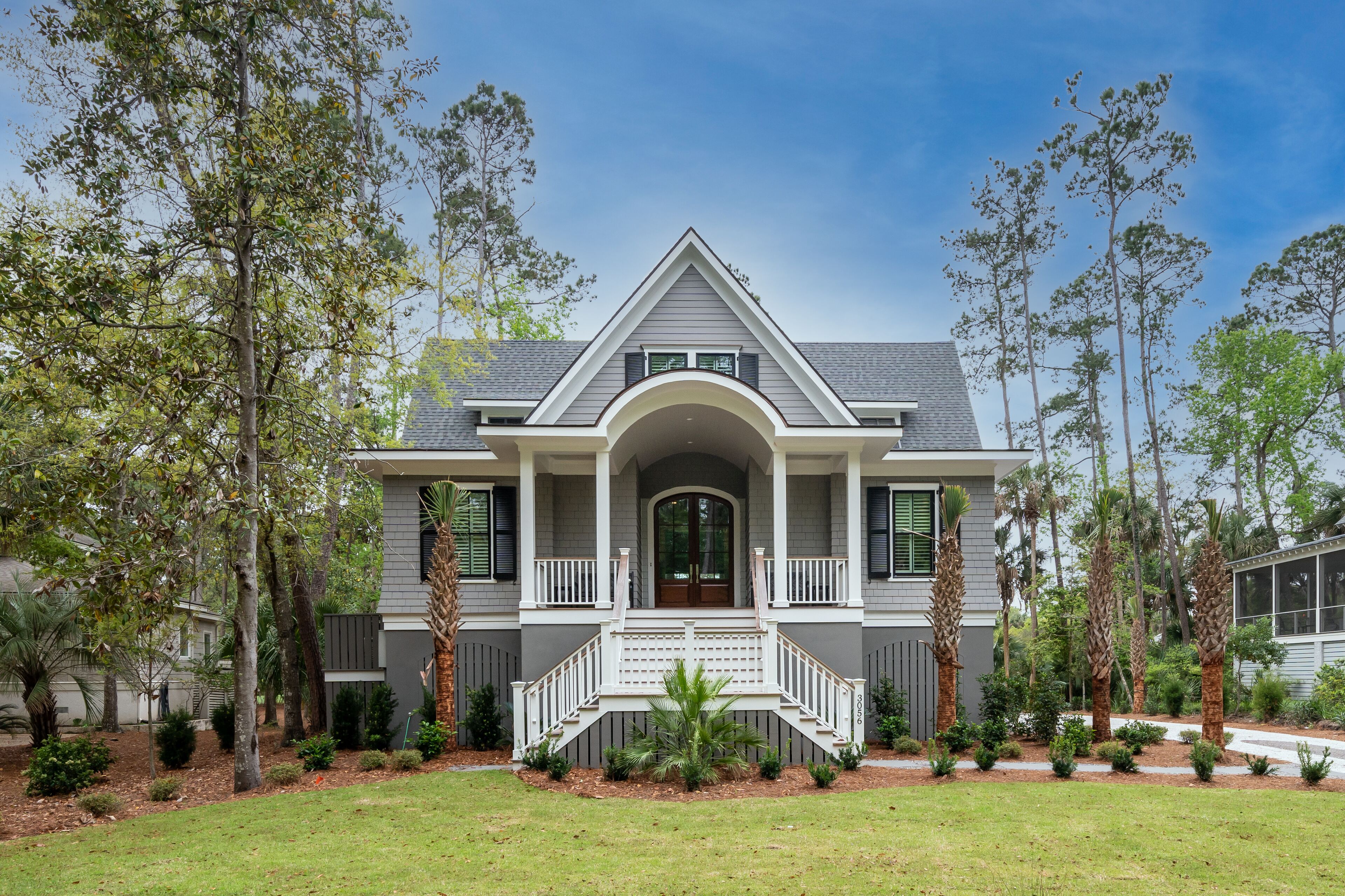 Exceptional, Custom 5 BR/4.5 Bath Home! Amenity Cards! Screened Porch w/Golf Course Views!