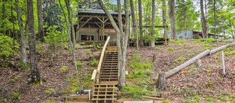 Dock + Fire Pit: Lakefront Living in Abbeville!