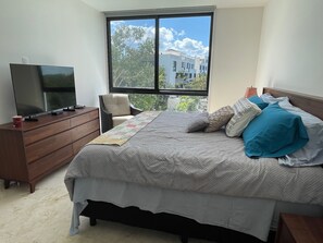 2 chambres, bureau, Wi-Fi, draps fournis