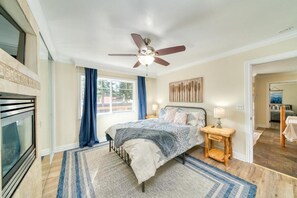 Free cribs/infant beds, travel crib, free WiFi, bed sheets