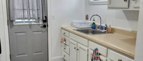 Frigorífic, microones, forn i placa de cuina