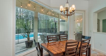 4 BR House w/ heat-pump pool!