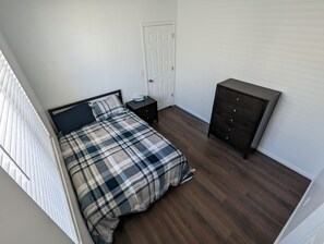 1 camera, Wi-Fi, lenzuola