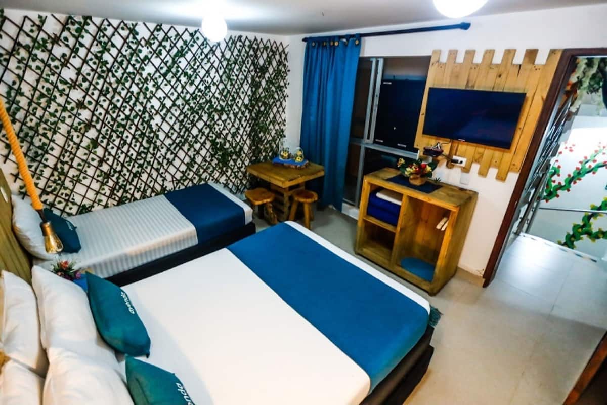 Standard Triple Room | Hypo-allergenic bedding, desk, free WiFi, bed sheets