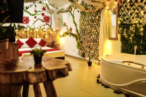 Ropa de cama hipoalergénica, escritorio, wifi gratis y ropa de cama