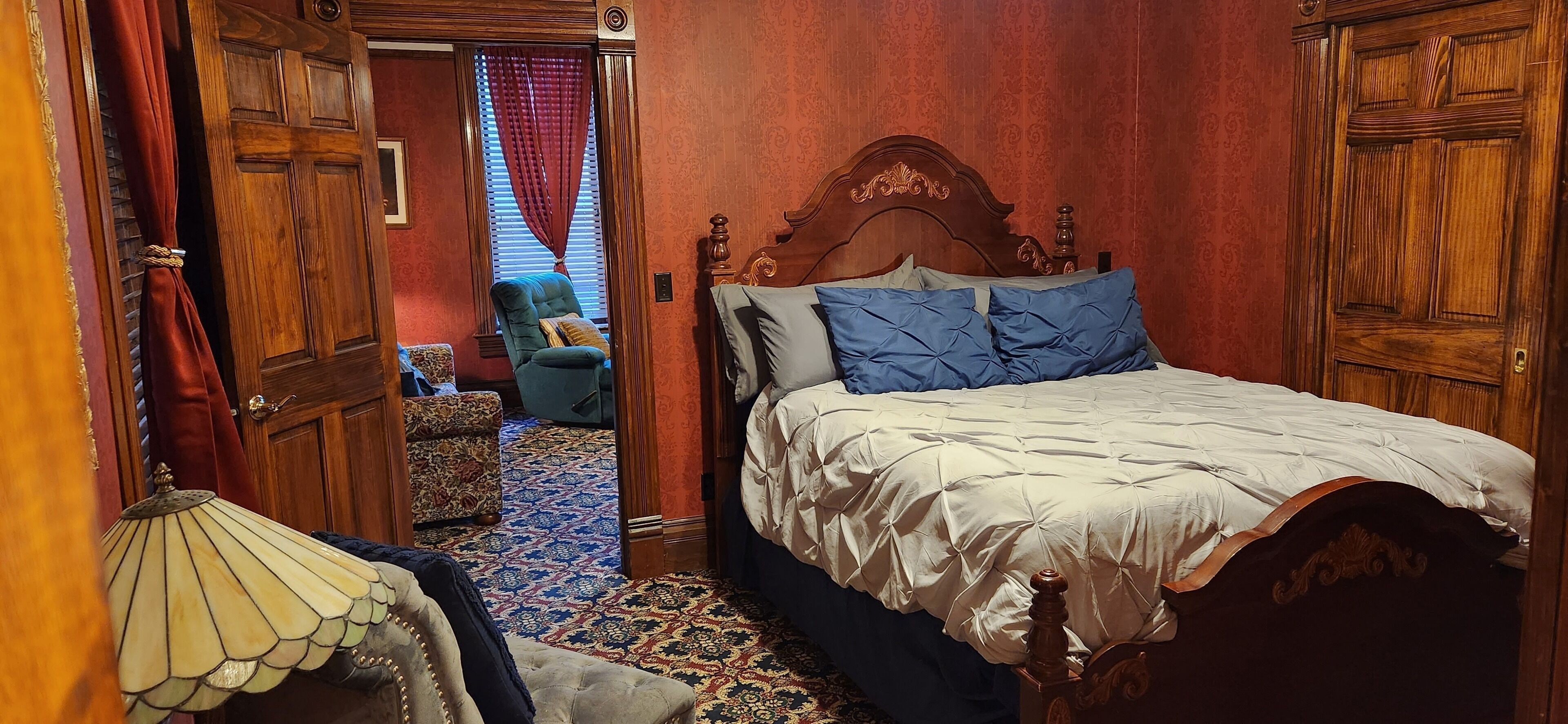 1 quarto, cofres nos quartos, individualmente decorados