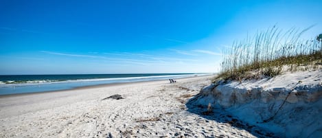 Una playa cerca