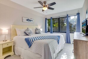 2 bedrooms, travel crib, free WiFi, bed sheets