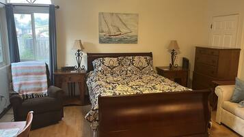 1 camera, una scrivania, ferro/asse da stiro, Wi-Fi gratuito