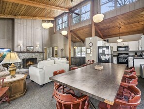 Dining - Mae`s Haven:  6 BR 4 BA Lakefront Home at Lake Junaluska|Pet-Friendly (Lake Junaluska)