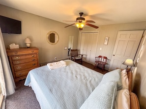 6 bedrooms, WiFi