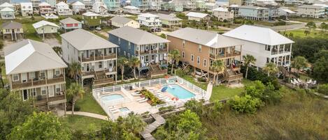 المنشأة من الخارج