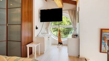 1 Schlafzimmer, BĂŒgeleisen/BĂŒgelbrett, kostenloses WLAN, BettwĂ€sche