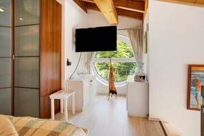 1 quarto, ferros/tábuas de passar roupa, Wi-Fi de cortesia