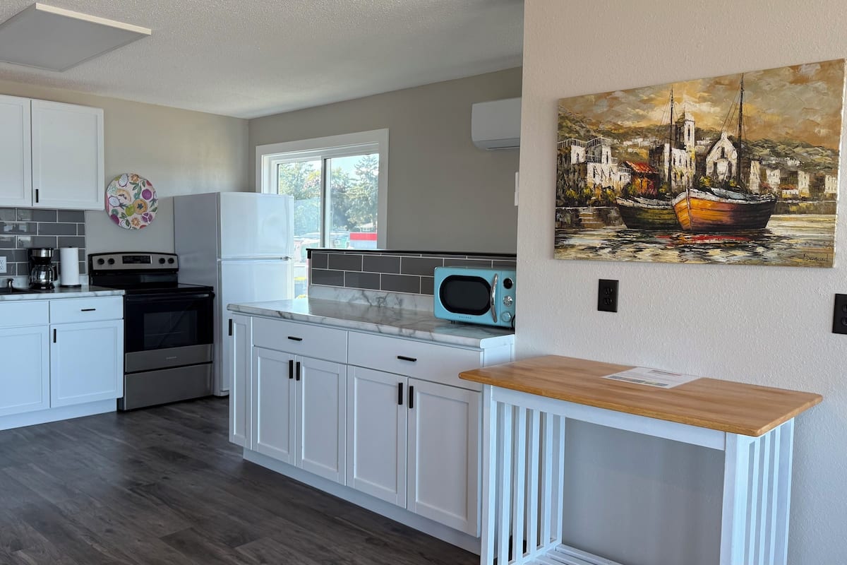 Appartamento, 3 camere da letto, accesso alla piscina, vista lago | Cucina privata | Macchina per tè/caffè