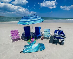 In Strandnähe, Liegestühle