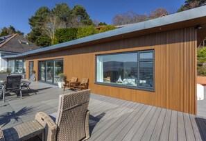 Outdoor dining - Vikings Annexe, Minehead (Minehead)