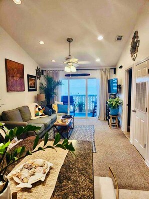 电视、立体声音响