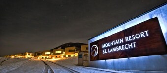 für 8 Personen mit IR-Sauna by Interhome