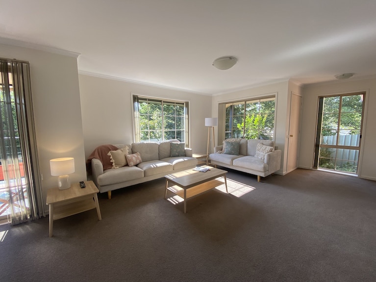 Valley House - Stay With Us In Comfort - Healesville