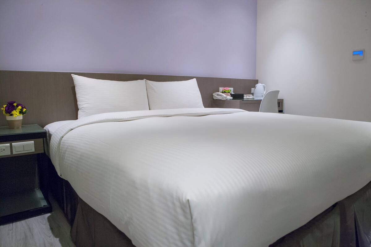 Standard Room | Down comforters, desk, WiFi (free), bed sheets