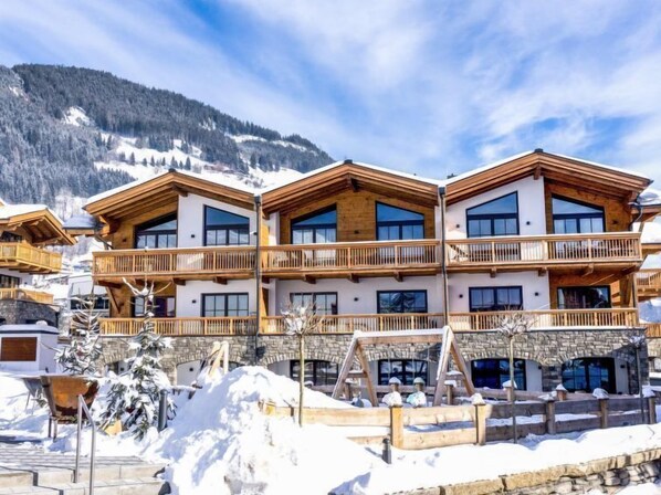 Exterior - Superior # 214 für bis 6 Personen by Interhome (Kaprun)