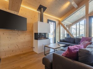 TV, fireplace - Superior mit 3 Schlafzimmern,Sauna&Pool by Interhome (Haus)