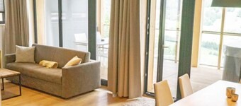 Superior mit Sauna & Außenbadewanne by Interhome