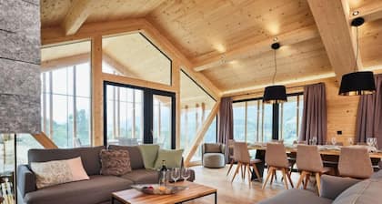 Premium mit 5 Schlafzimmern, Sauna &Pool by Interhome