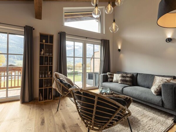 TV - Superior # 3A mit Sauna by Interhome (Uttendorf)