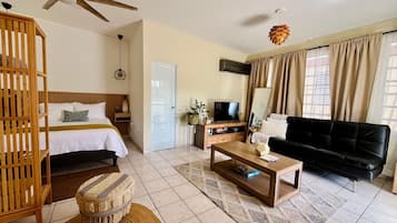 1 bedroom, desk, free WiFi, bed sheets