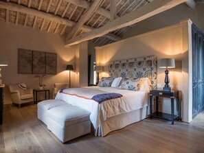 4 bedrooms, WiFi