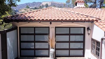 DĂ©tail de lâextĂ©rieur