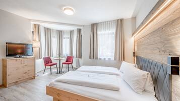 Allergikerbettwaren, Zimmersafe, kostenloses WLAN, BettwÀsche