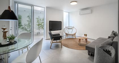 Danielle suite boutick