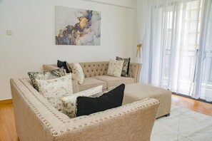 Living area - Makao Suite (Nairobi)