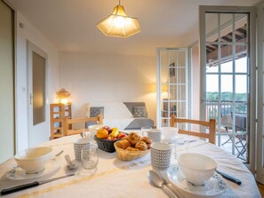 Dining - agay Plage by Interhome (Agay Saint Raphael)