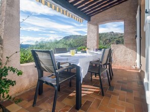 Outdoor dining - Maison La Galine by Interhome (Agay Saint Raphael)