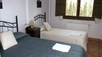 1 bedroom, travel crib, free WiFi, bed sheets