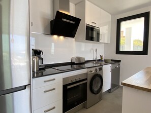 Fridge, microwave, oven, dishwasher